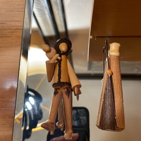 Nativity Scene: Vintage Handmade Wood by S. Sitarsky and J. Fedorowicz of Poland - Picture 5 of 7